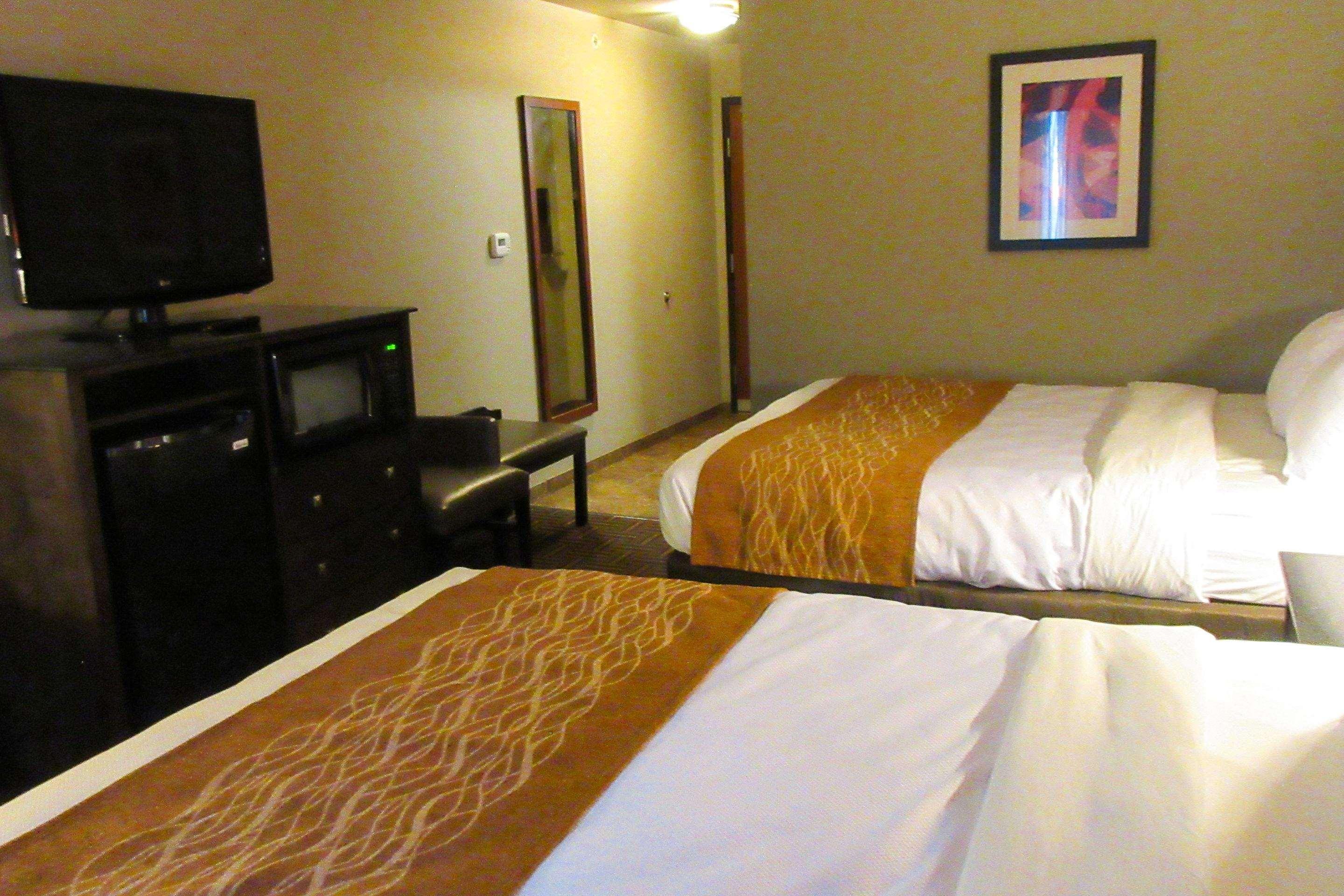 Sonesta Essential Minot Hotel Exterior photo