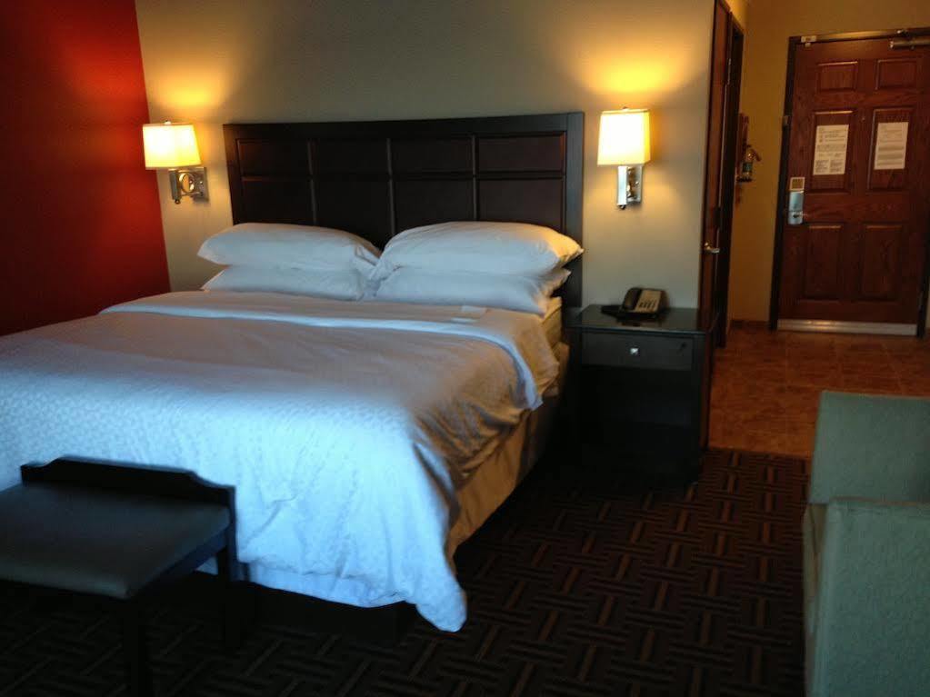 Sonesta Essential Minot Hotel Exterior photo