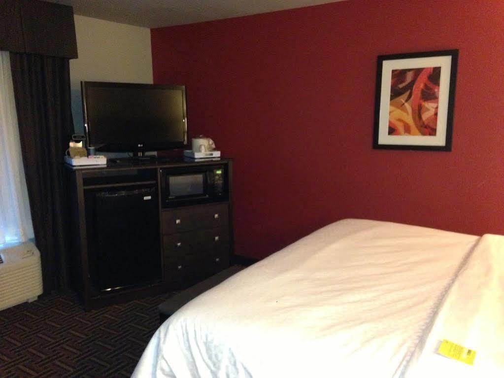 Sonesta Essential Minot Hotel Exterior photo